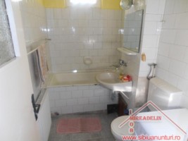 inchiriez-apartament-3-camere-zona-terezian-5