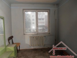 urgent-vand-apartament-3-camere-rusciorului-1
