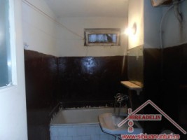urgent-vand-apartament-3-camere-rusciorului-4