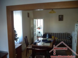 vand-apartament-3-camere-zona-centrala-2