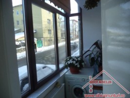 vand-apartament-3-camere-zona-centrala-3