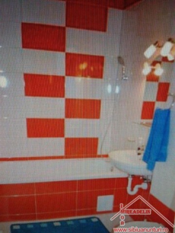 inchiriez-apartament-2-camere-zona-mihai-viteazul-2