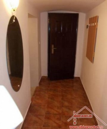 inchiriez-garsoniera-zona-bulevardul-victoriei-2