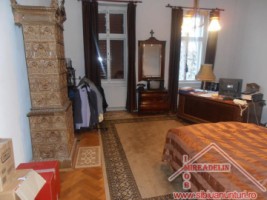 inchiriez-apartament-la-casa-5-camere-central-2