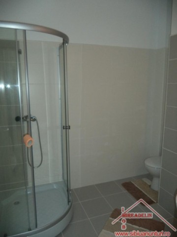 inchiriez-apartament-3-camere-zona-padurea-dumbrava-5