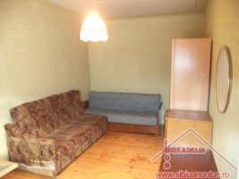 inchiriez-apartament-2-camere-zona-9-mai-1