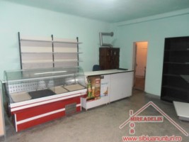 inchiriez-spatiu-comercial-34-mp-zona-piata-cluj