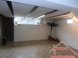 inchiriez-spatiu-comercial-zona-lazaret-1