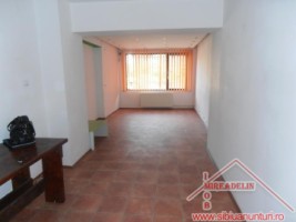 inchiriez-spatiu-comercial-110-mp-zona-centrala-1