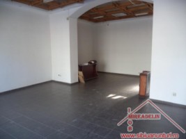 inchiriez-spatiu-comercial-zona-9-mai