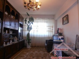 vand-apartament-cu-3-camere-strada-uzinei-1