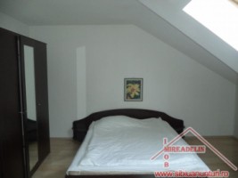 vand-apartament-3-camere-zona-cedonia-2