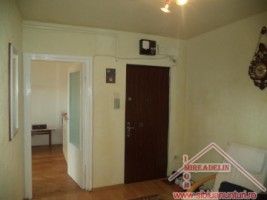 vand-apartament-cu-3-camere-in-vasile-aaron-4