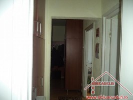 vand-apartament-cu-3-camere-in-vasile-aaron-5