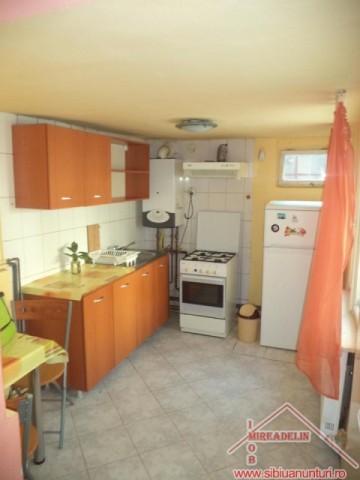 vand-casa-2-camere-ultracentral-3