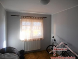 vand-apartament-3-camere-semidecomandate-zona-spitalului-judetean-3