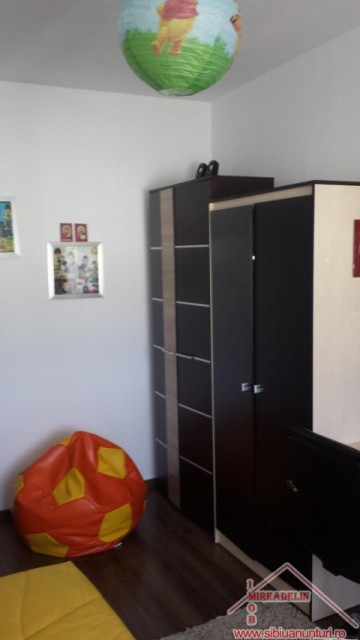 vand-apartament-2-camere-zona-hipodrom-ii-2