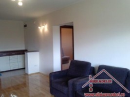 inchiriez-apartament-3-camere-parc-subarini-1