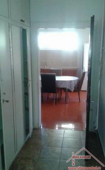 inchiriez-casa-cu-5-camere-in-terezian