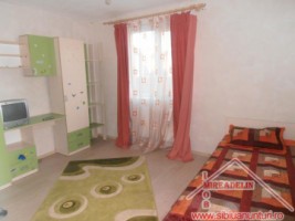 vand-apartament-3-camere-zona-gusterita-3