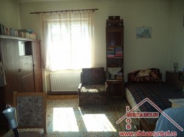 vand-apartamentgarsoniera-la-casa-zona-calea-poplacii-1