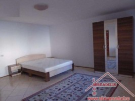 inchiriez-apartament-la-casa-2-camere-zona-centrala-1