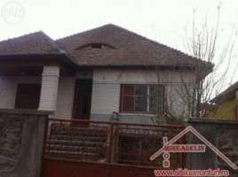 inchiriez-casa-3-camere-zona-milea-1