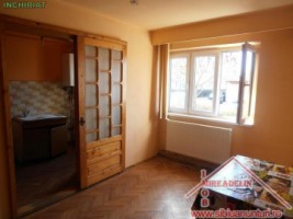 inchiriez-apartament-2-camere-strada-luptei