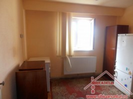 inchiriez-apartament-2-camere-strada-luptei-1