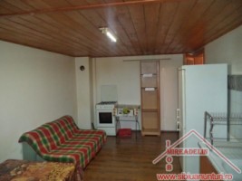 inchiriez-apartament-la-casa-2-camere-cartierul-tineretului-1