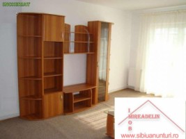 inchiriez-apartament-4-camere-zona-scoala-de-inot