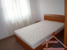 inchiriez-apartament-4-camere-zona-scoala-de-inot-2