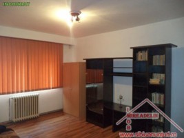 inchiriez-apartament-4-camere-strada-uzinei