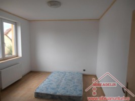 inchiriez-apartament-3-camere-zona-trei-stejari-2