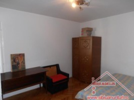 inchiriez-apartament-3-camere-zona-garii-3