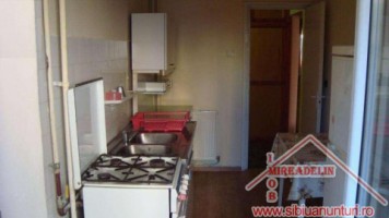 inchiriez-apartament-2-camere-zona-mihai-viteazu-3