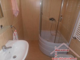 inchiriez-apartament-la-casa-3-camere-zona-hipodrom-i-7