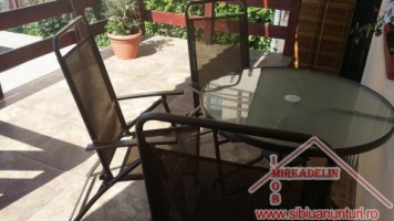 inchiriez-apartament-la-casa-de-lux-3-camere-zona-pictor-brana-selimbar-2