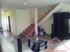 vand-casa-zona-tip-duplex-zona-calea-cisnadiei-5