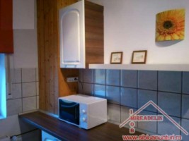 inchiriez-casa-3-camere-la-vila-zona-turnisor-4