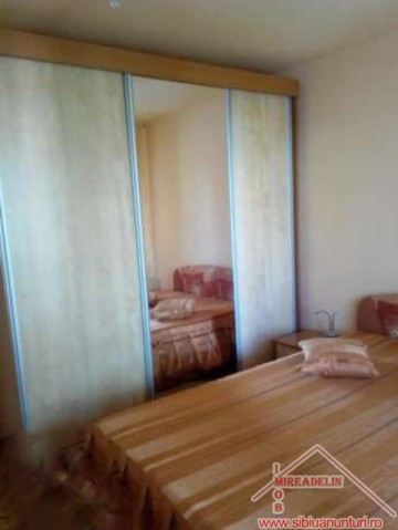 inchiriez-apartament-2-camere-zona-strand-3