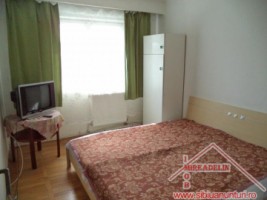 inchiriez-apartament-2-camere-59-mp-valea-aurie-2