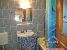 inchiriez-apartament-2-camere-59-mp-valea-aurie-3