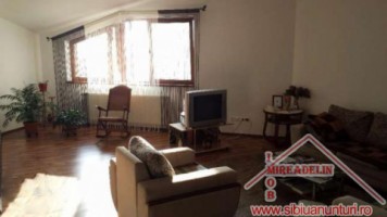 vand-apartament-2-camere-decomandat-zona-vasile-aaron