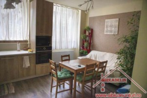 vand-apartament-la-vila-2-camere-zona-centrala-1