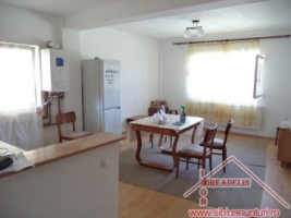 inchiriez-apartament-3-camere-zona-soseaua-alba-iulia-1