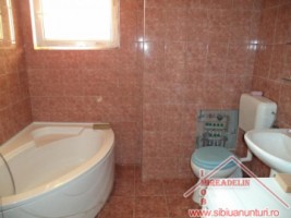 inchiriez-apartament-3-camere-zona-soseaua-alba-iulia-6