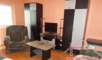 vand-apartament-3-camere-zona-mihai-viteazul-1