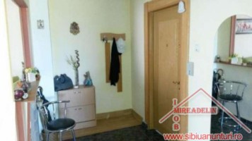 vand-apartament-2-camere-decomandate-zona-rahova-5