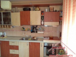 vand-apartament-finisaje-de-lux-1-camera-zona-calea-dumbravii-5